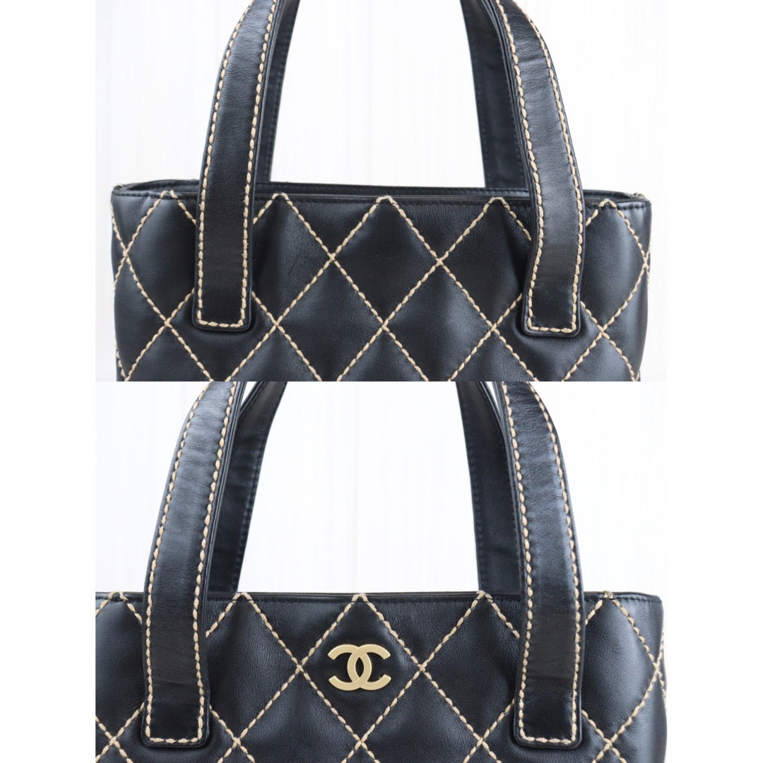 Rank A ｜Chanel Lamb Skin Wild Stitching Coco Mark Handbag ｜23012705