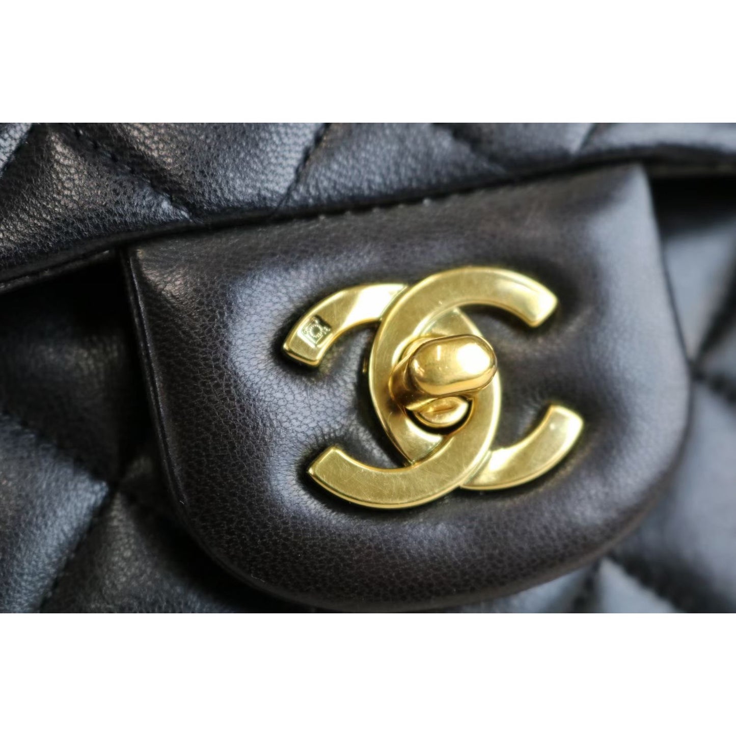 Rank A ｜ CHANEL CF Shoulder Bag ｜051026