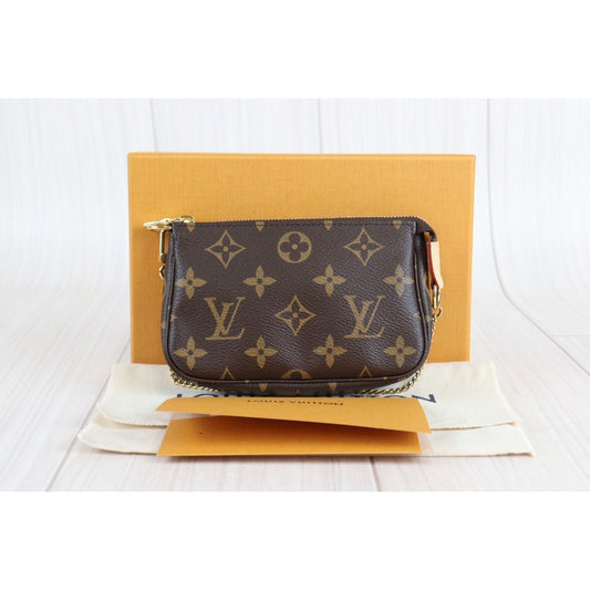 Rank S ｜ LV Monogram Mini Pochette Accessoir ｜23021306