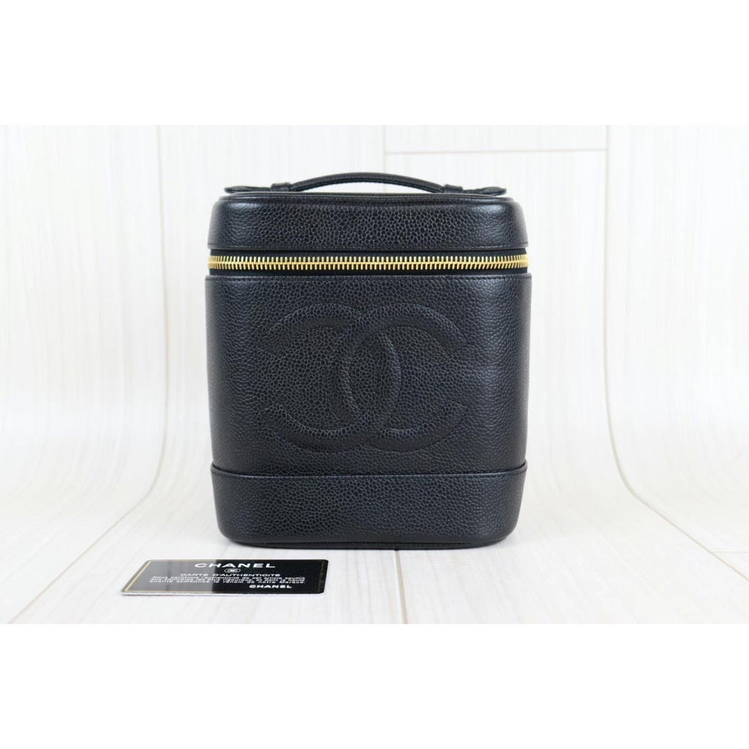 Rank A ｜ CHANEL Caviar Skin Vanity Handbag ｜22111405
