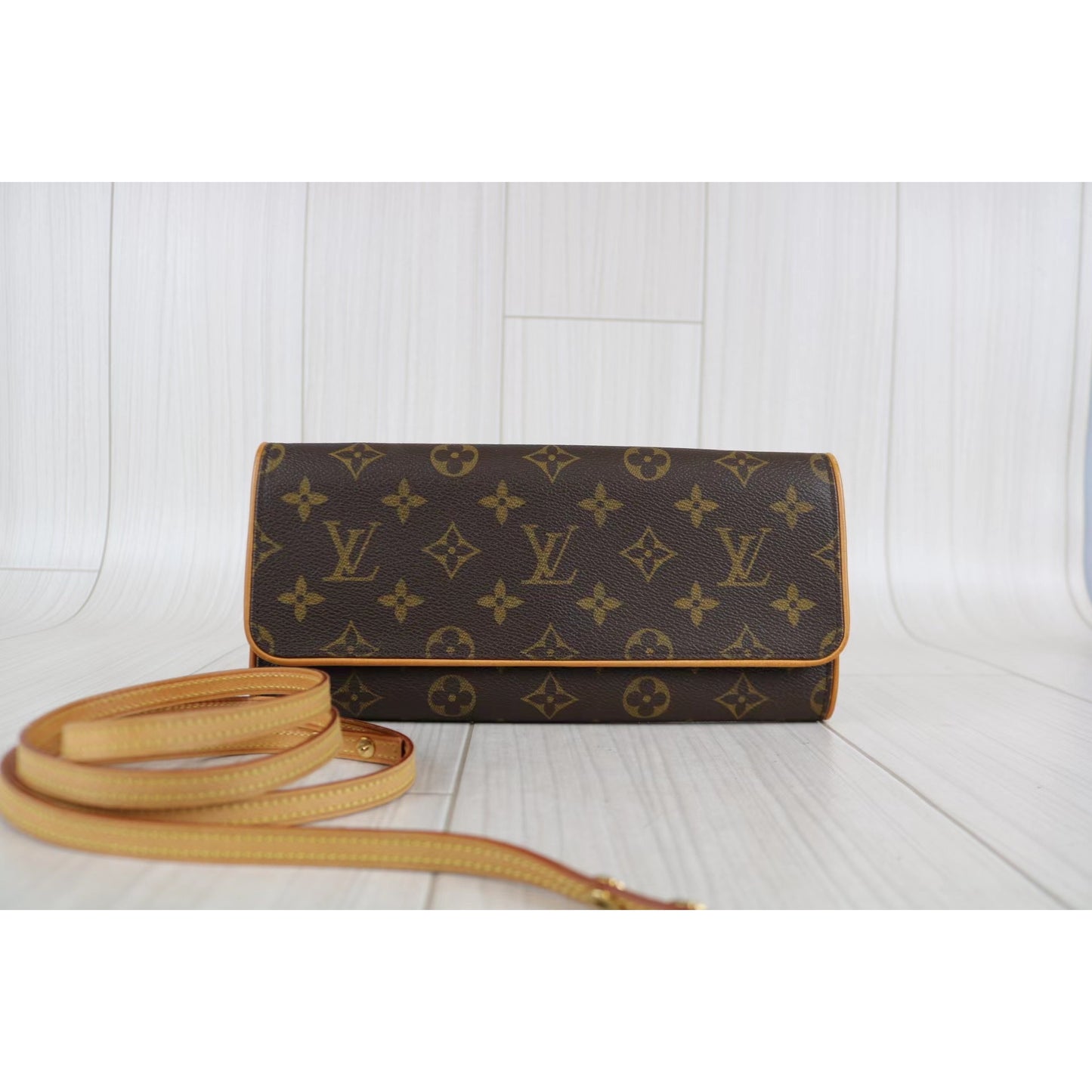 Rank AB ｜ LV Monogram Pochette Twin GM ｜031208