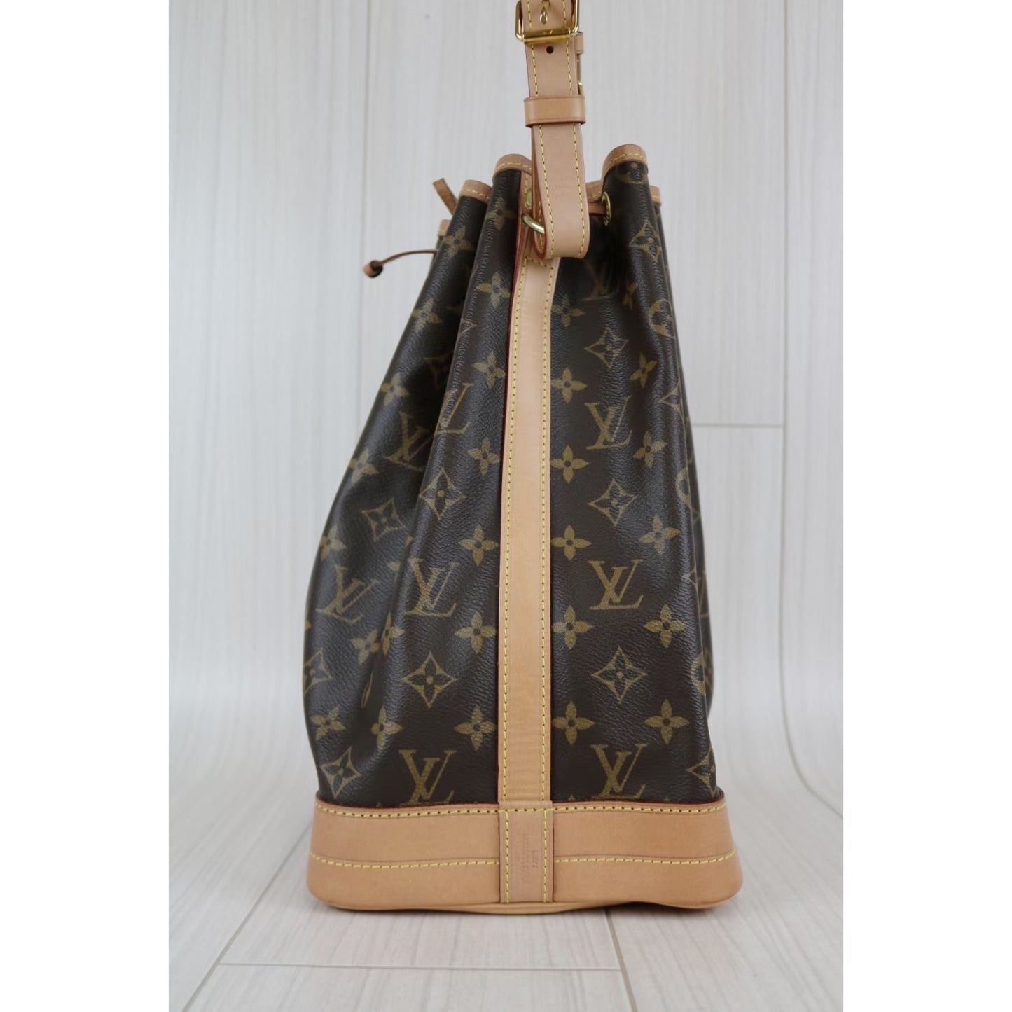 Rank A ｜ LV Monogram Noe Shoulder Bag ｜030710