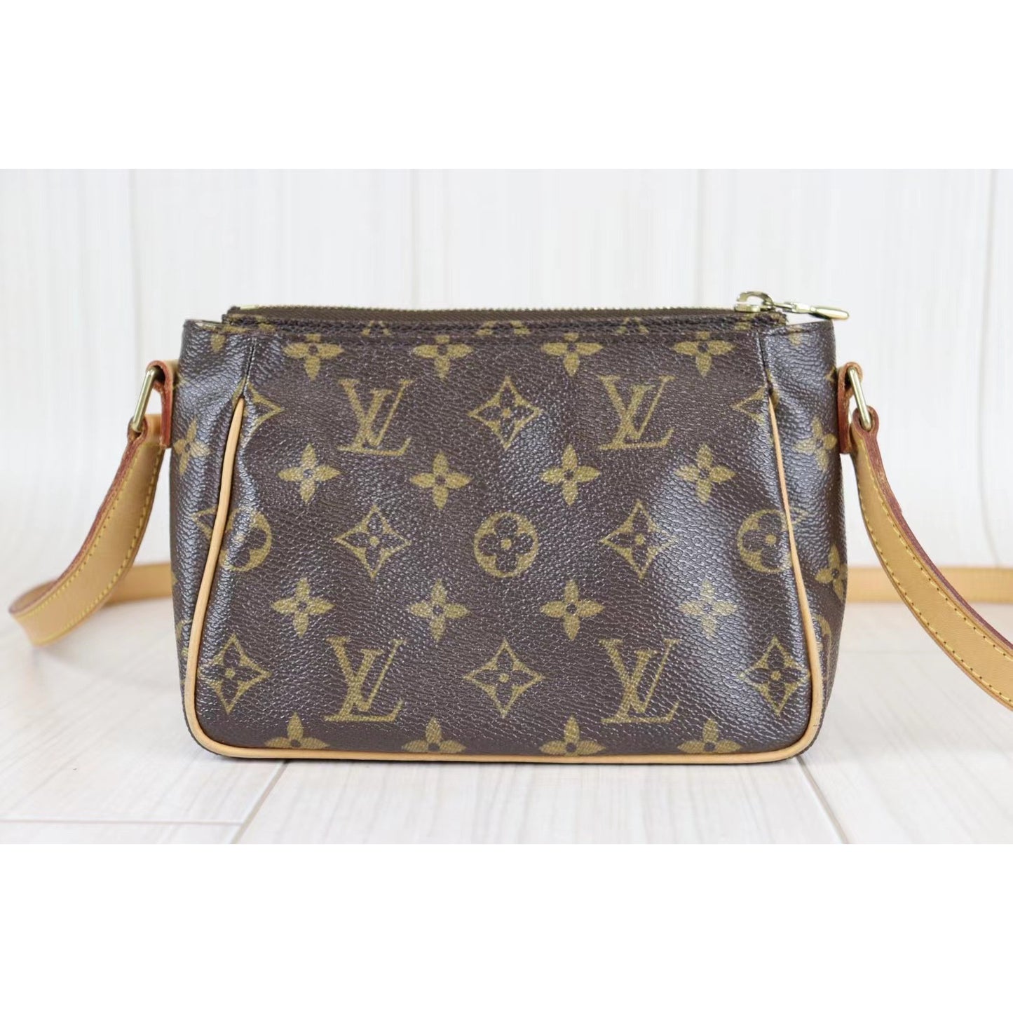 Rank A ｜ LV Monogram Viva cite PM Shoulder Bag ｜080605