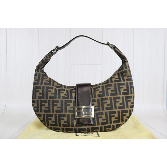 Rank A ｜ FENDI Zucca Shoulder Bag ｜041608