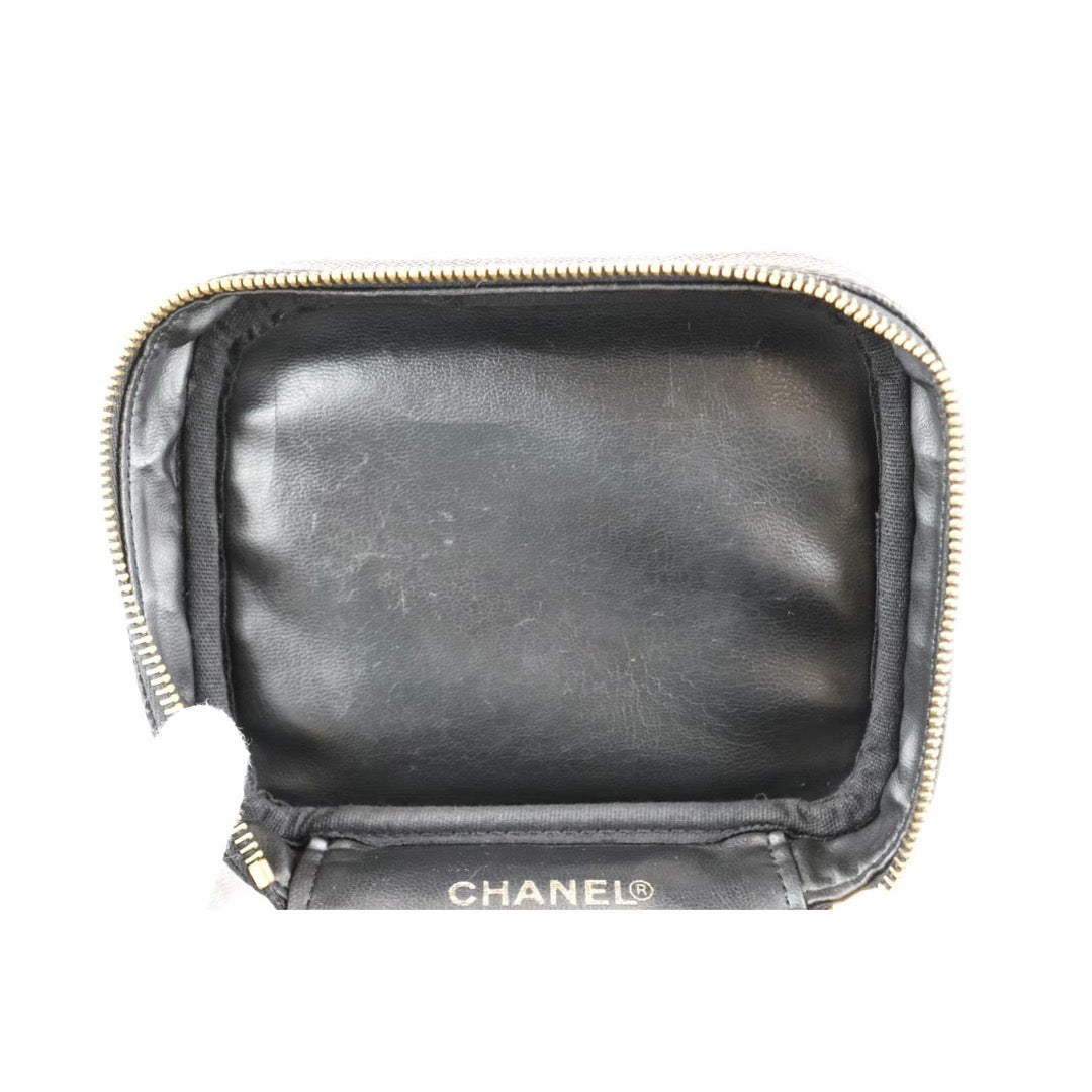 Rank AB ｜ CHANEL Caviar Skin Vanity Handbag ｜22103101