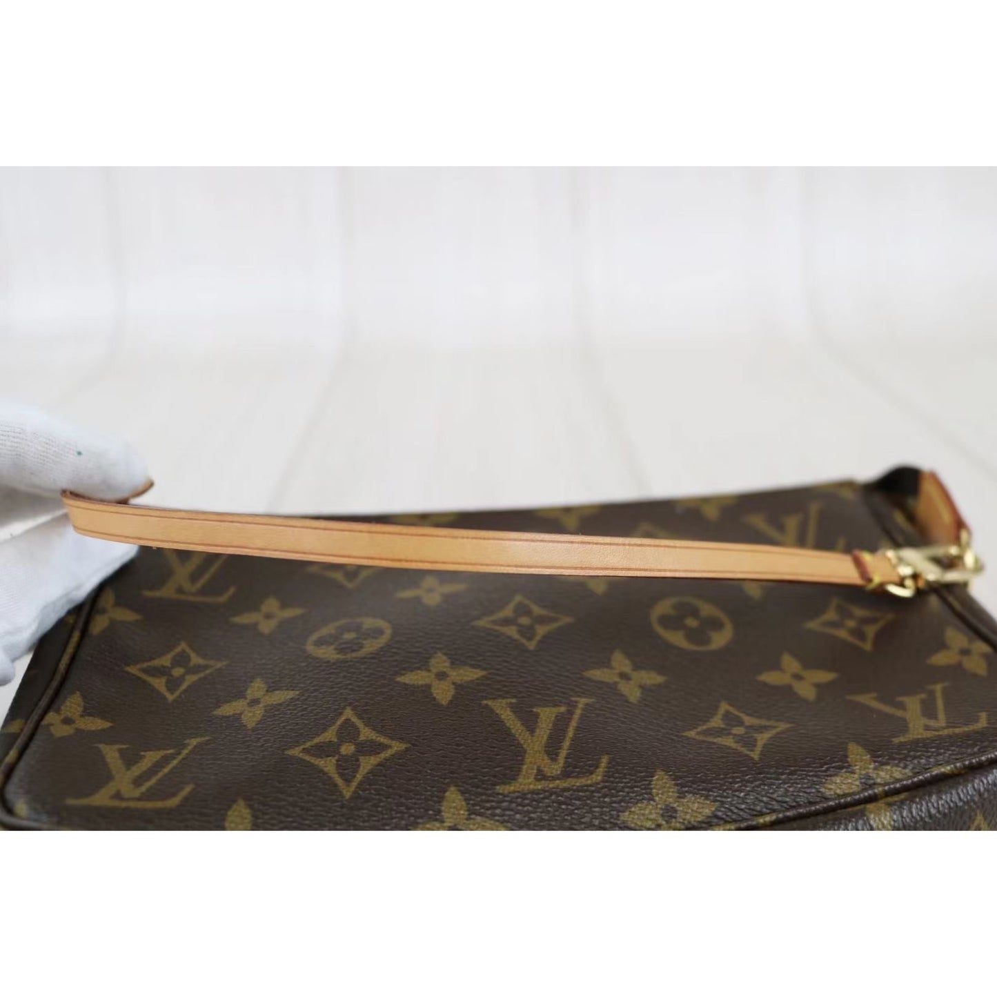 Rank A ｜ LV Monogram Pochette Accessoires ｜021501