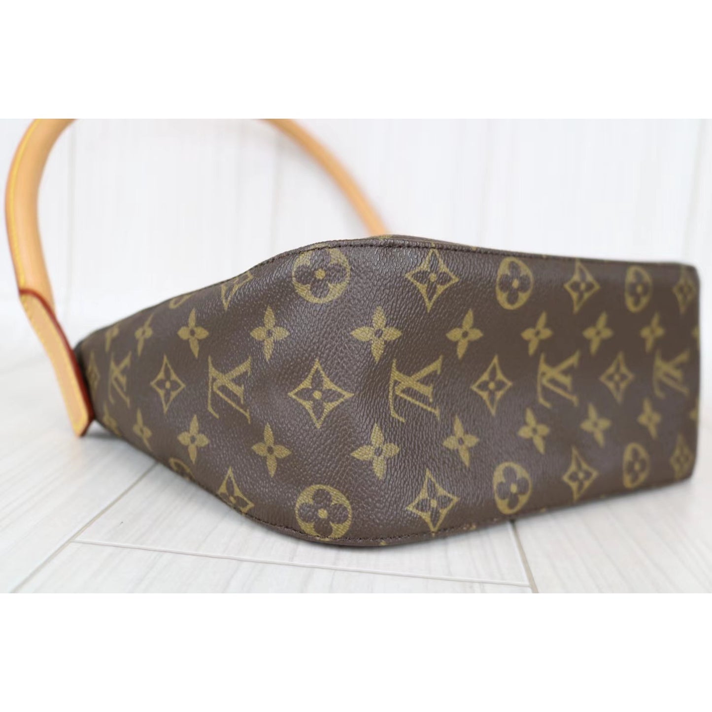 Rank A ｜ LV Monogram Looping MM Shoulder Bag ｜051608