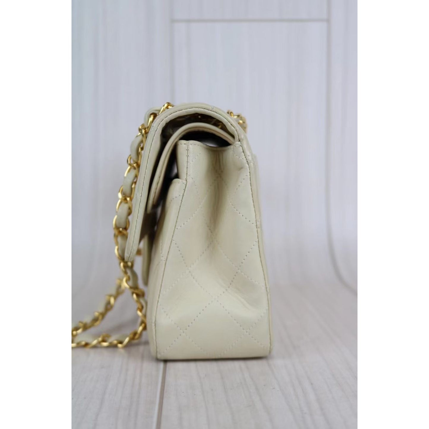 Rank A ｜ CHANEL Matrasse Lamb Skin Chain Shoulder Bag ｜032414