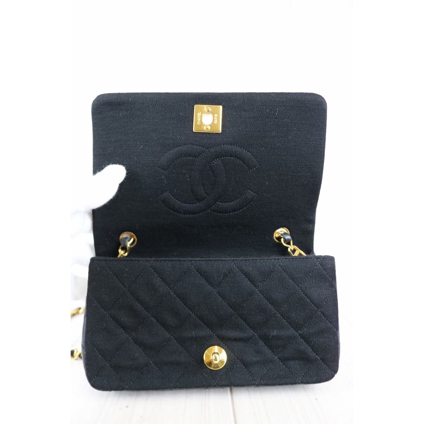 Rank A ｜ CHANEL CF Shoulder Bag ｜051023