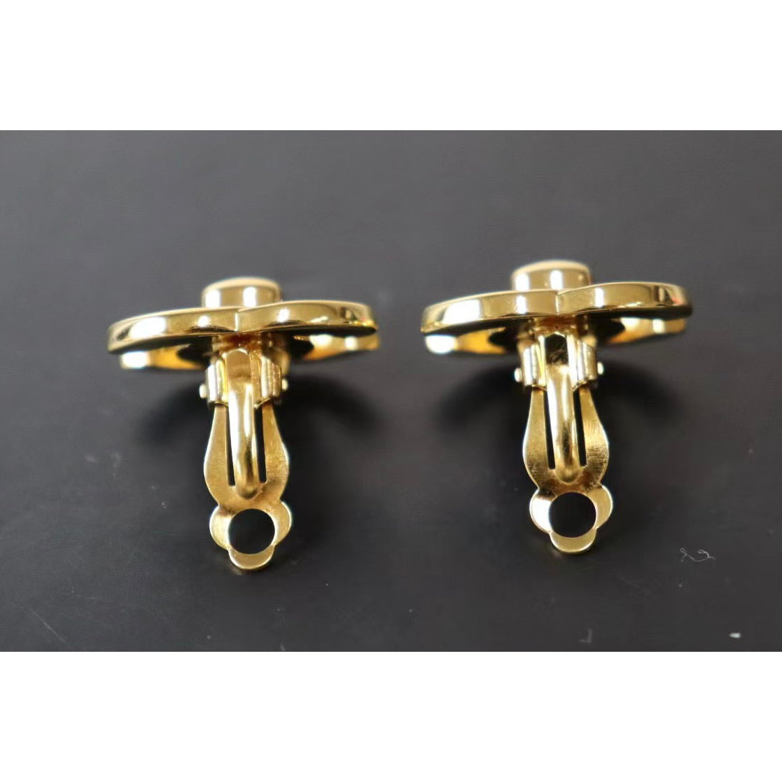 Rank A ｜CHANEL Vintage Earrings ｜082001