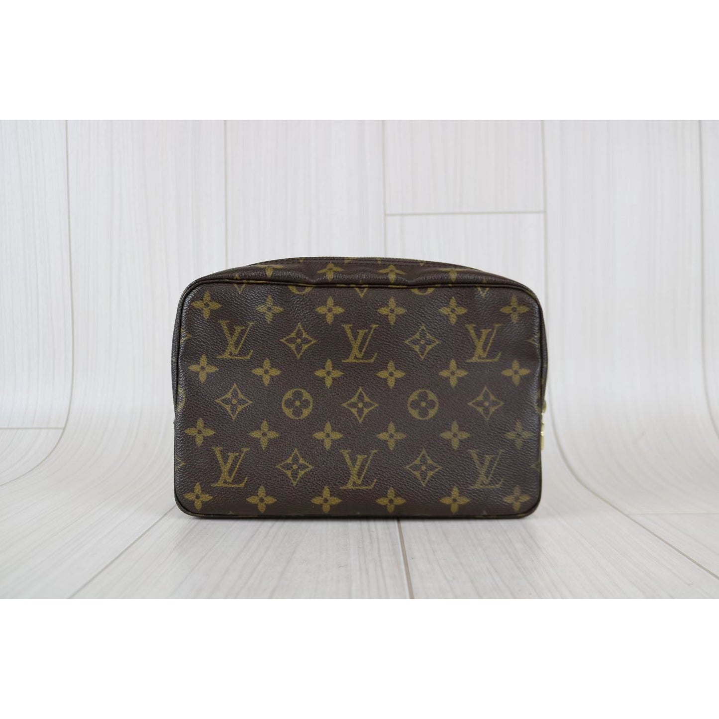 Rank SA ｜ LV Truth Toilet 26 Monogram Makeup Pouch｜030510