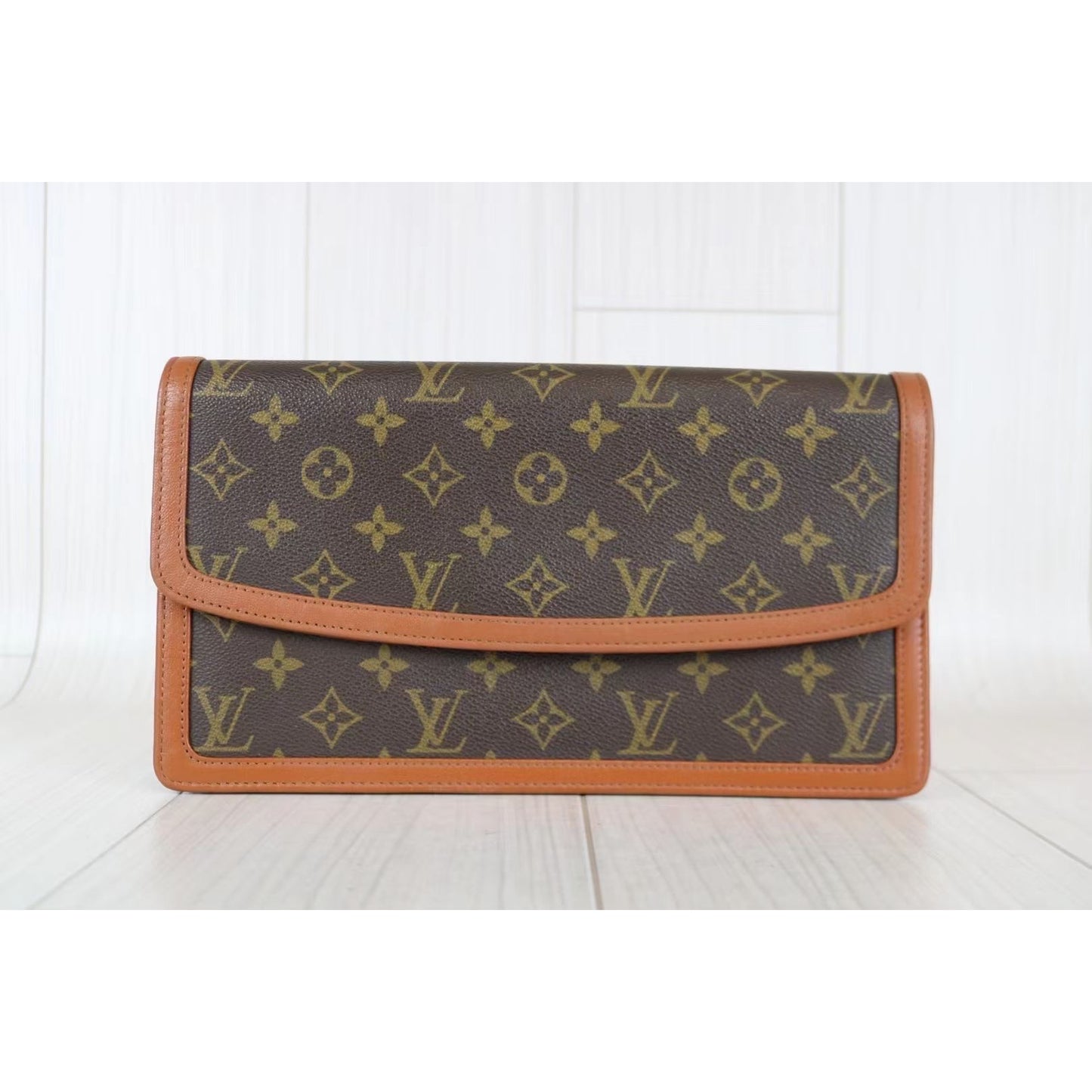 Rank A ｜ LV Monogram Clutch Bag｜051008