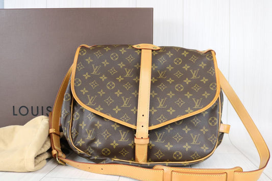 Rank A｜ LV Monogram Saumur GM Shoulder Bag｜030902