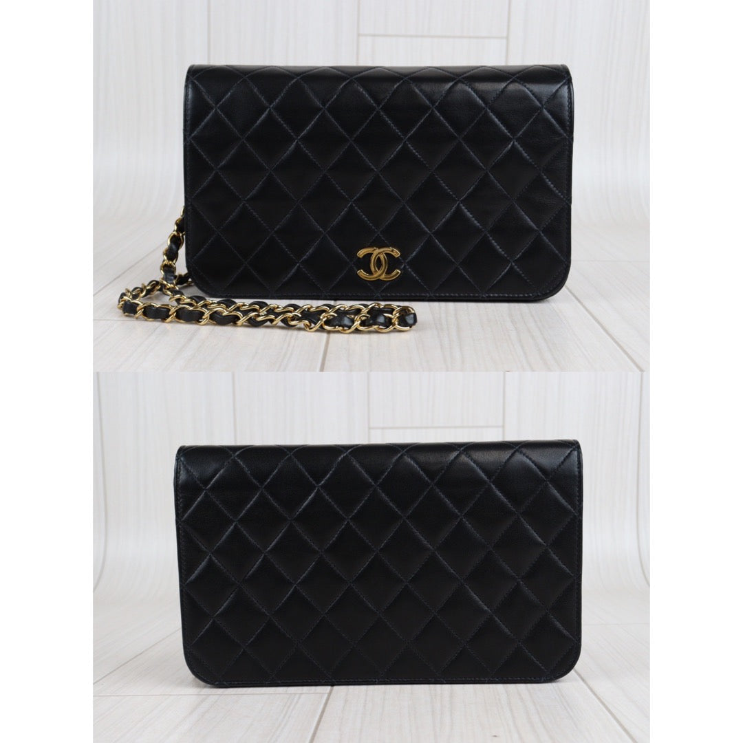 Rank A ｜CHANEL Lambskin CF23 Shoulder Bag ｜23033102