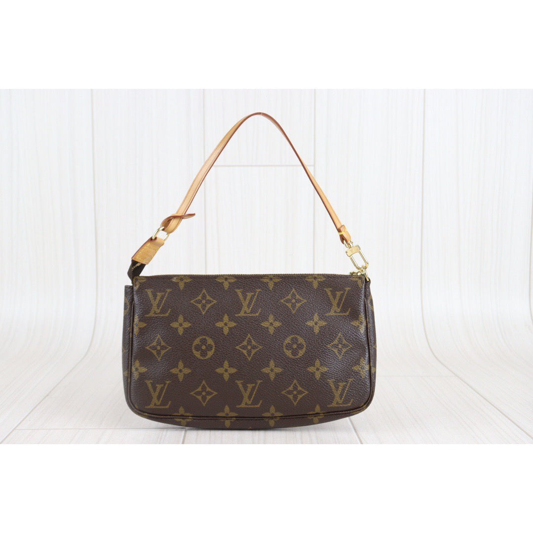 Rank A ｜ LV Monogram Pochette Accessoires ｜23020907