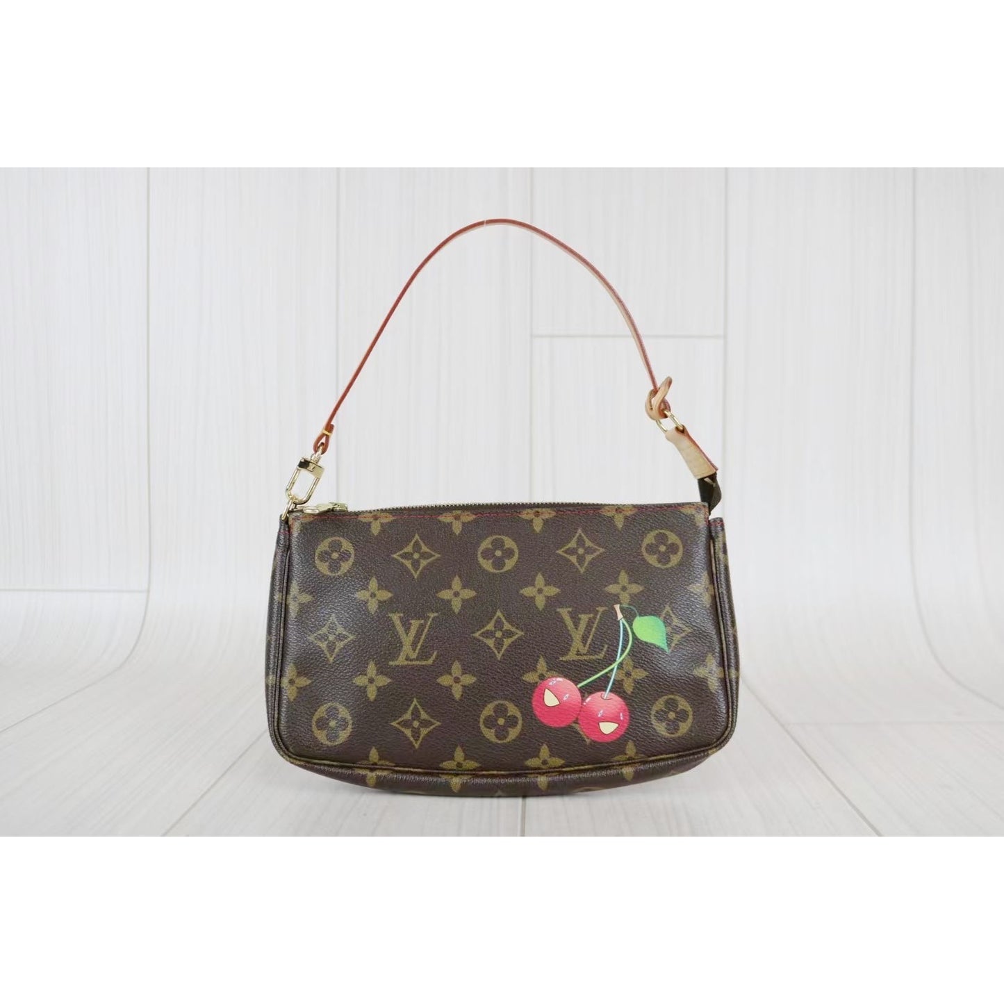 Rank SA ｜ LV Monogram Cherry Pochette Accessoires ｜040901