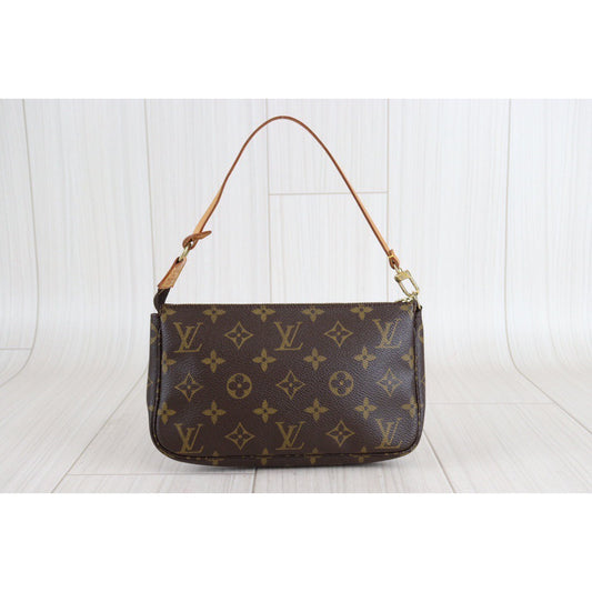 Rank A ｜ LV Monogram Pochette Accessoires ｜22122205
