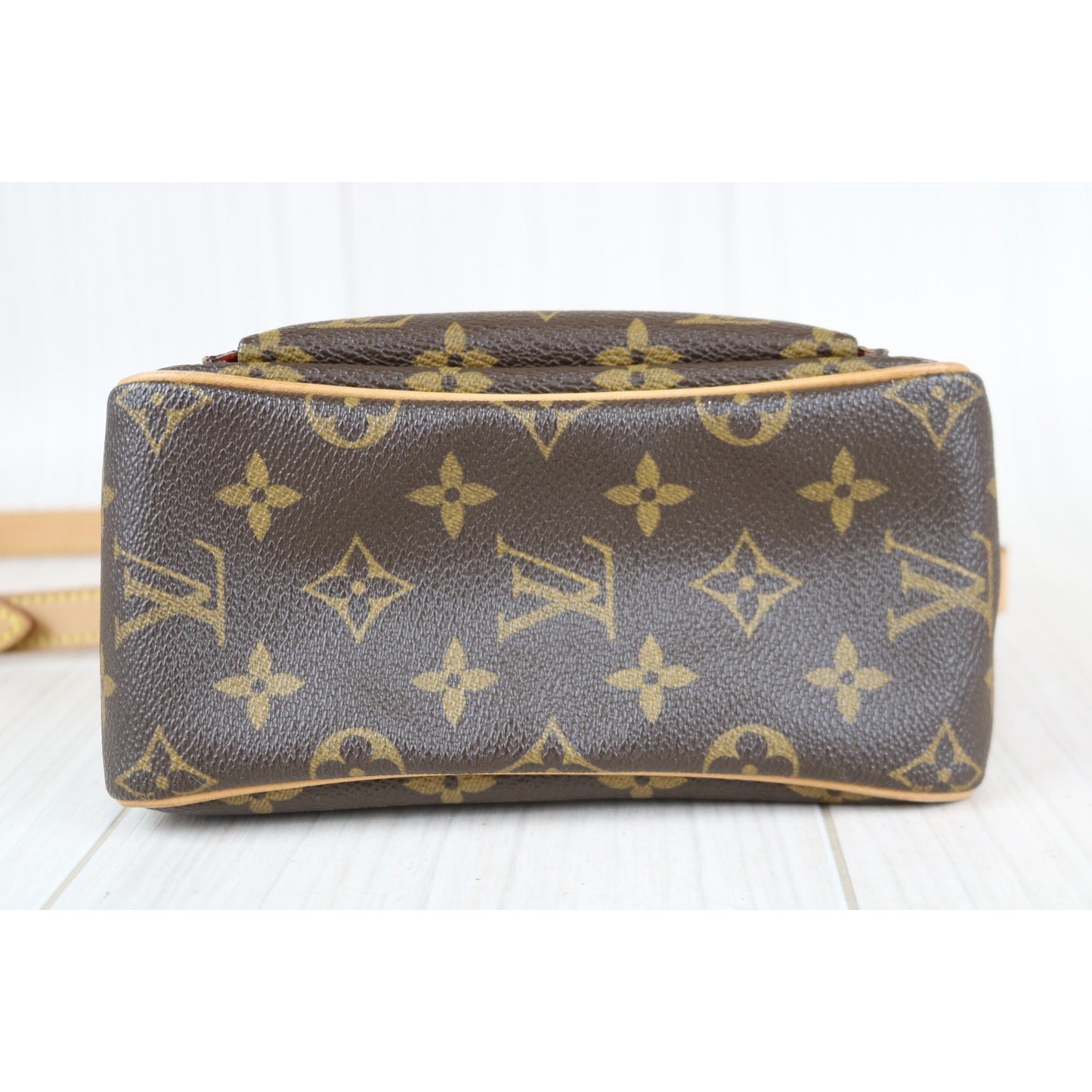 Rank AB｜ LV Monogram Viva cite PM Shoulder Bag ｜061509