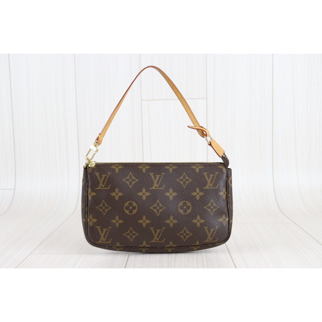Rank A ｜ LV Monogram Pochette Accessoires ｜23020907