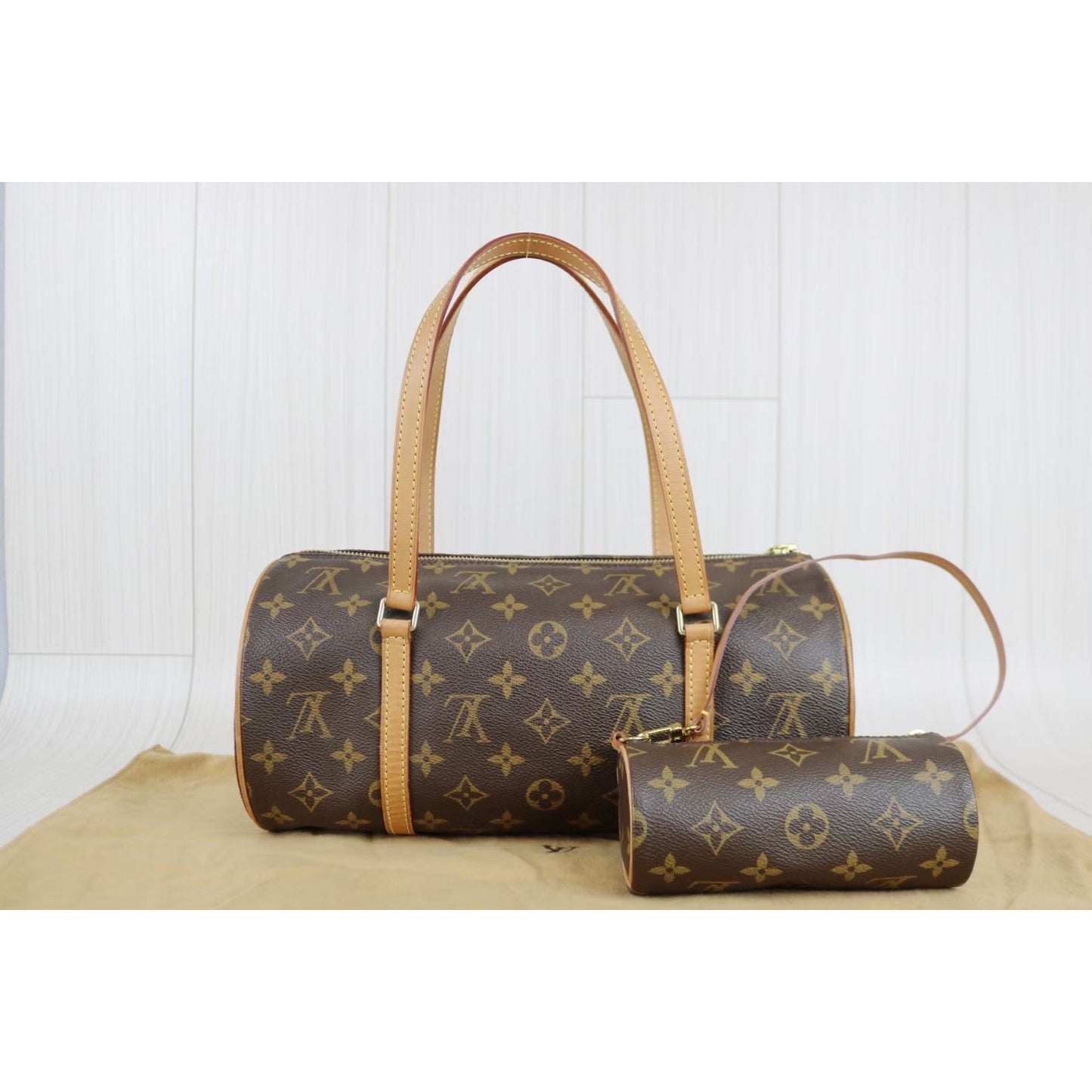 Rank A ｜ LV Monogram Papillon 30 Handbag ｜032332