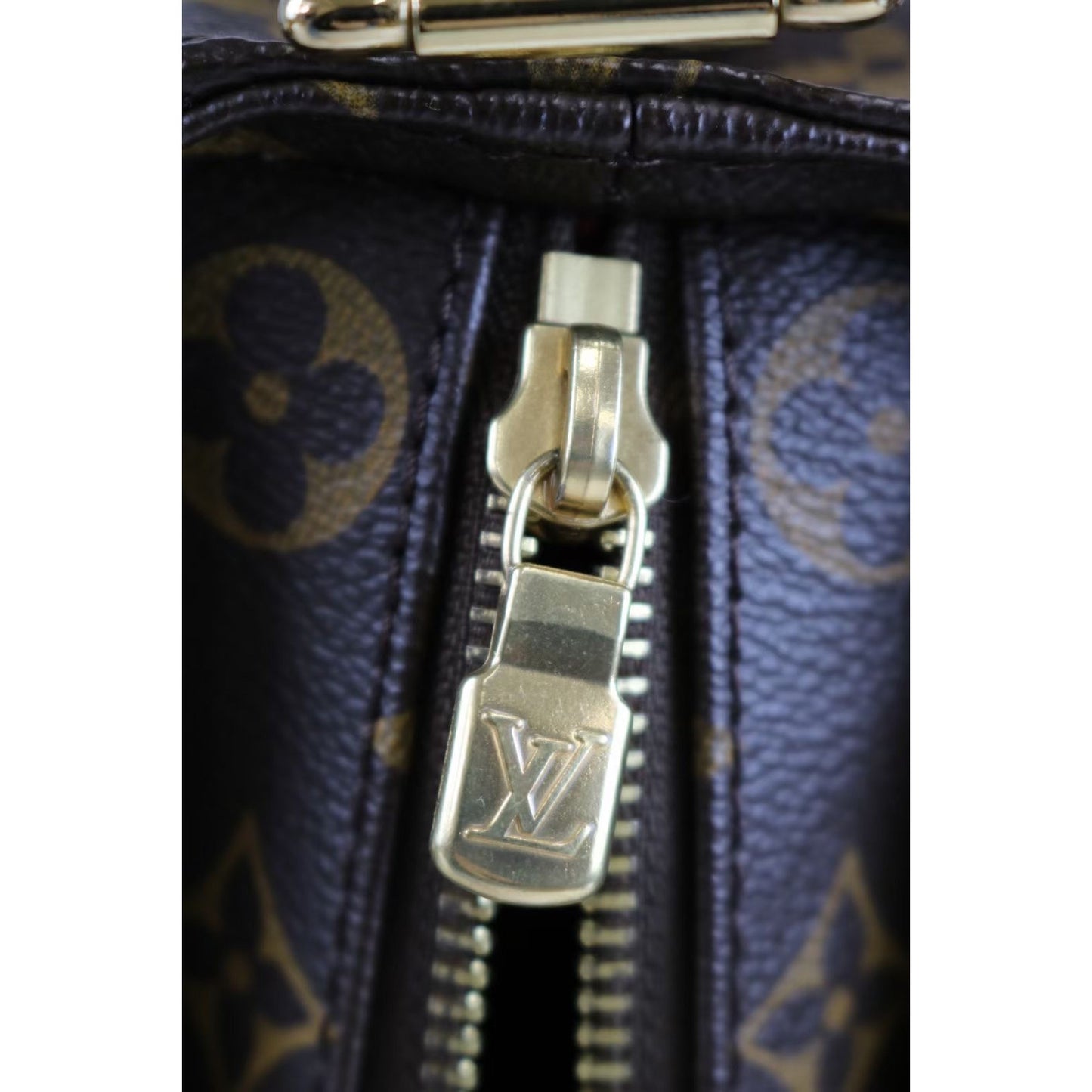 Rank S ｜LV Monogram Viva Cite MM Shoulder Bag｜030104