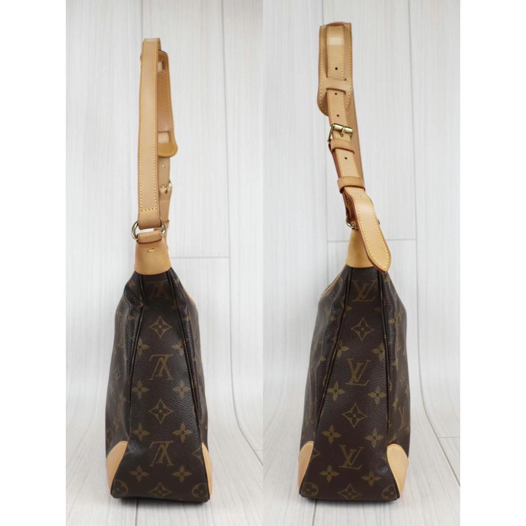 Rank AB｜LV Monogram Boulogne 30 Shoulder Bag ｜22111605