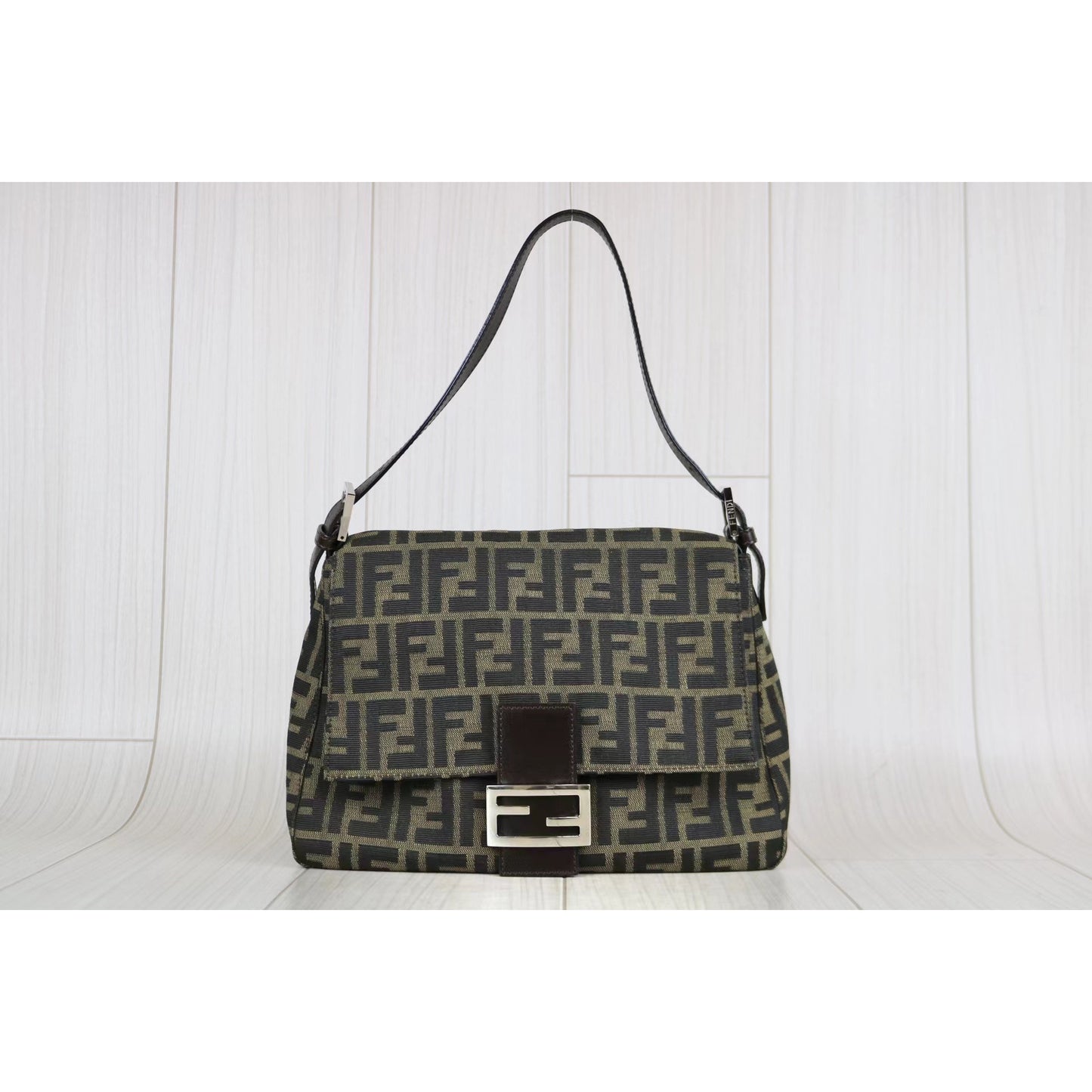 Rank A ｜ FENDI Zucca Mamma Baguette Shoulder Bag ｜041602