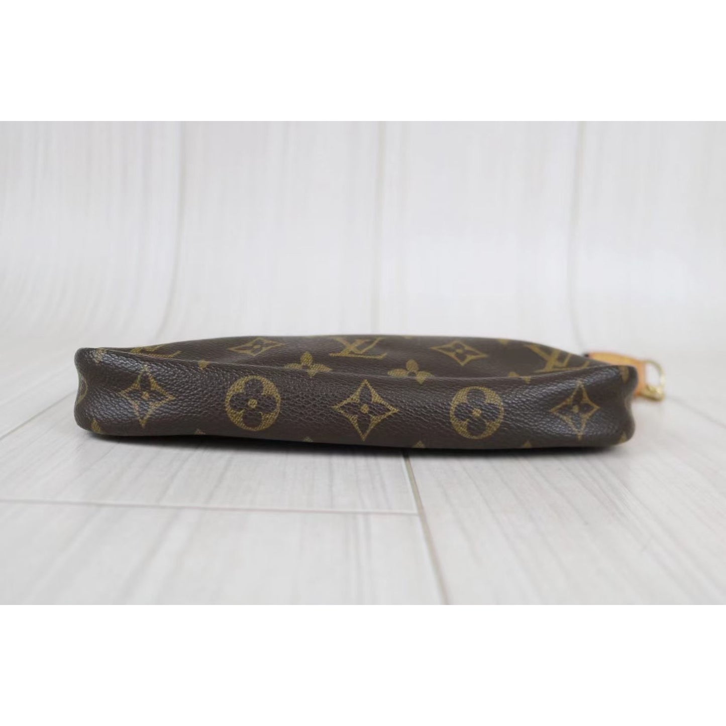 Rank A ｜ LV Monogram Pochette Accessoires ｜022304