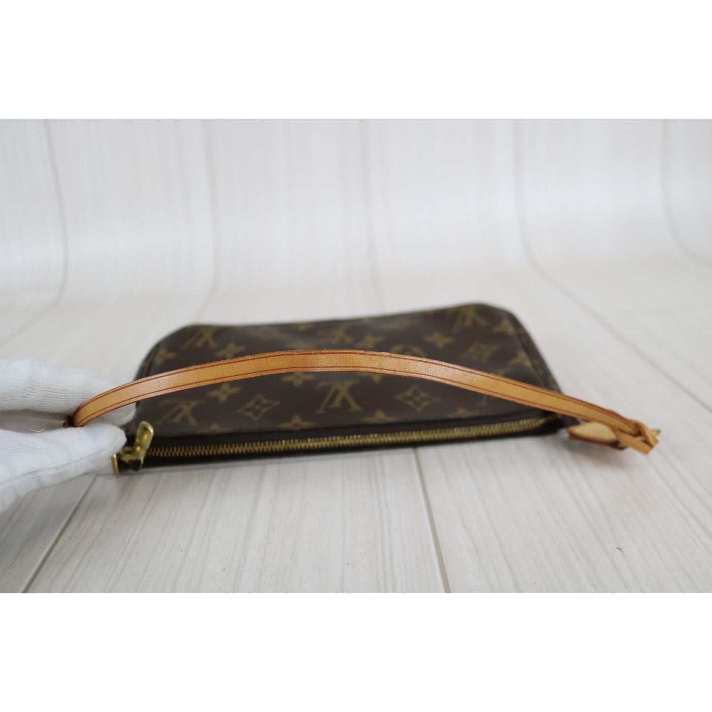 Rank A ｜ LV Monogram Pochette Accessoires ｜030120