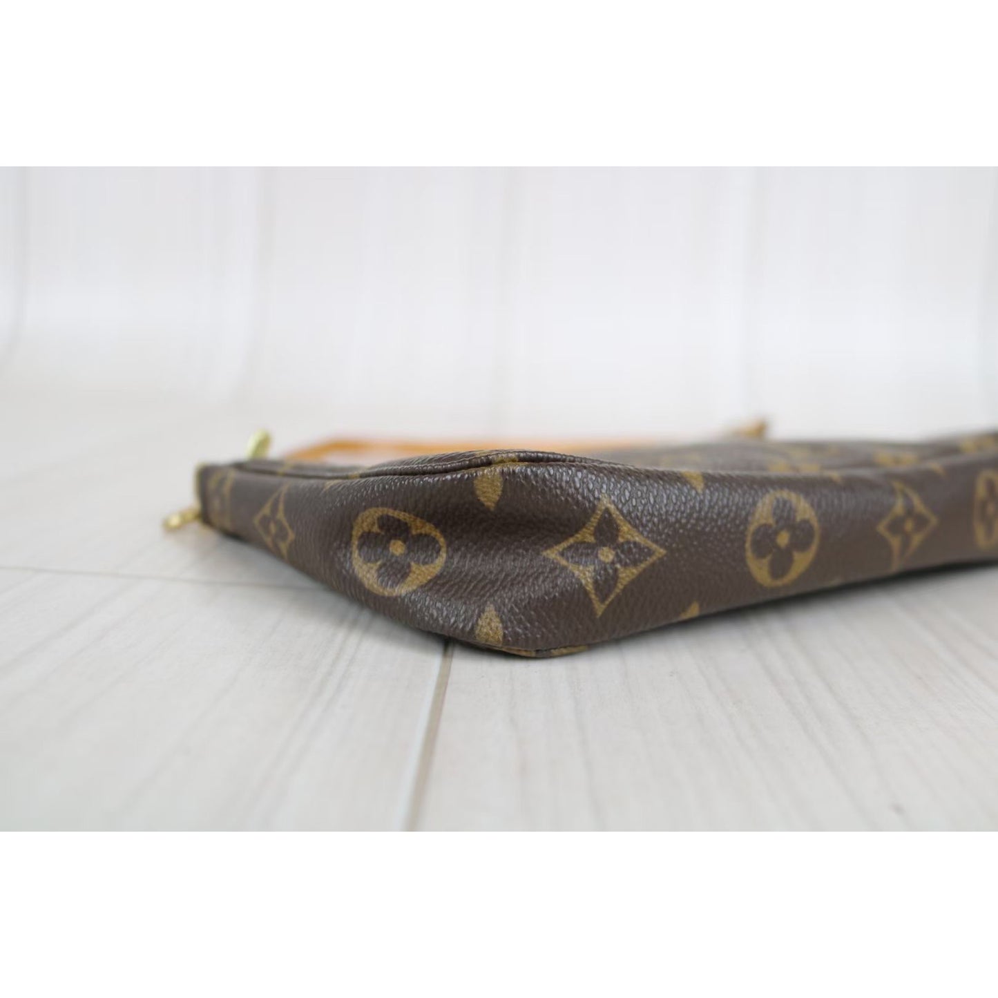 Rank A ｜ LV Monogram Pochette Accessoires ｜030120