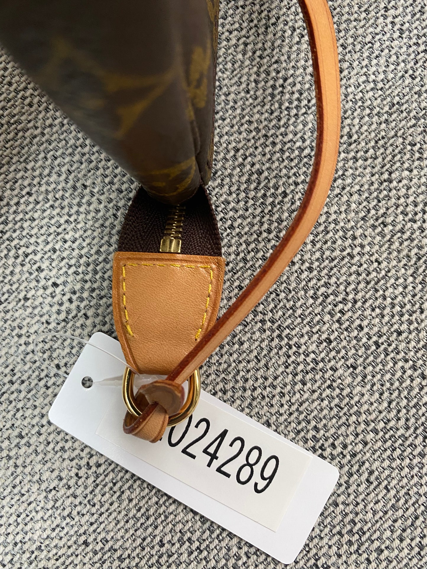 Rank A ｜ LV Monogram Pochette Accessoires ｜ 024289