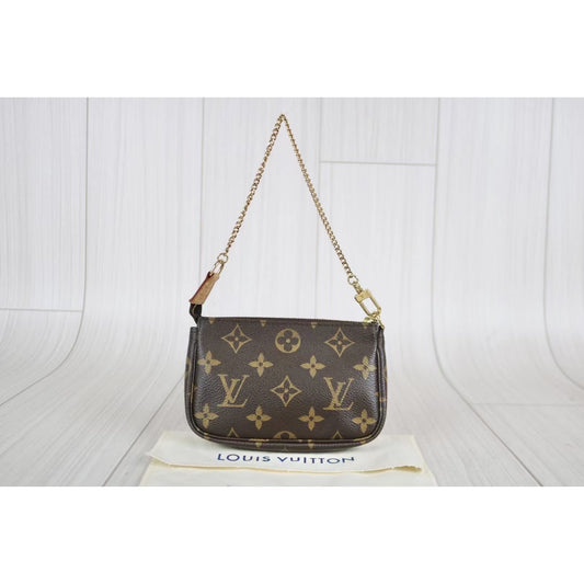 Rank SA ｜ LV Monogram Mini Pochette Accessoir ｜041604