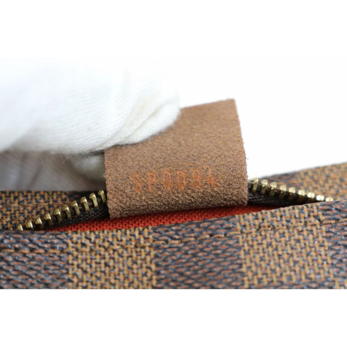 Rank A ｜ LV Damier Truth Make Up Pouch ｜022303
